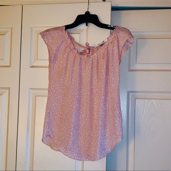 LC Lauren Conrad Tops - Lauren Conrad pleated pink blouse LC Lauren Conrad Tops - Lauren Conrad pleated pink blouse